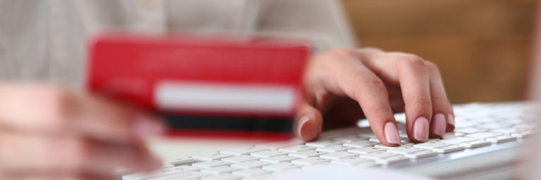 POZOR, LAHKO STE OB 40 TISOČAKOV Ni se vam javil direktor, ampak …