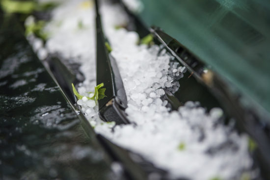 Spet bo huda ura, gori najvišja stopnja alarma za točo, tudi za Ljubljano z okolico