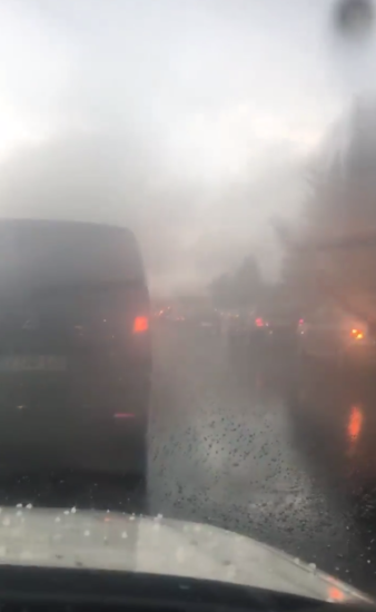 Prižgali rumeno in rdečo za točo