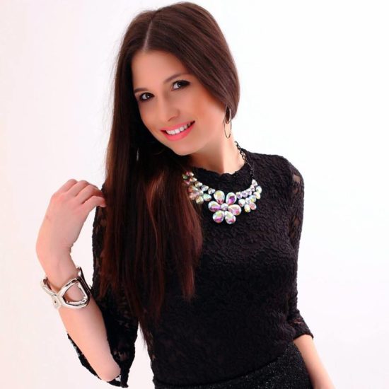 Ste vedeli, kakšne darove ima lepotička Katja Mihelčič?