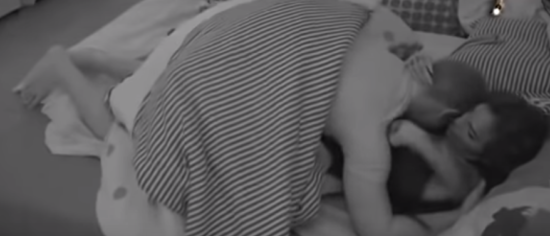 (SAMO ZA 18+) VIDEO: V šovu padli vsi tabuji, brez sramu sta seksala pred vsemi!