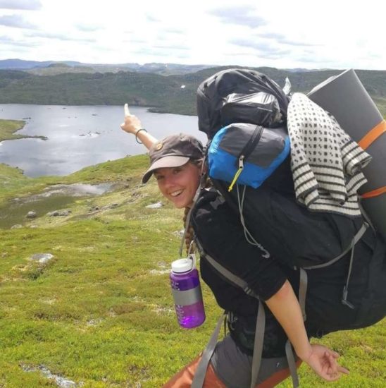 LOUISI (24) IN MAREN (28) SO PREREZALI VRATOVA Morilci so ju označile za sovražnike Alaha