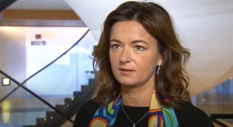 TAKO POROČATA RTV IN POP TV Bolj kot islamski terorizem jih skrbijo čustva Fajonove