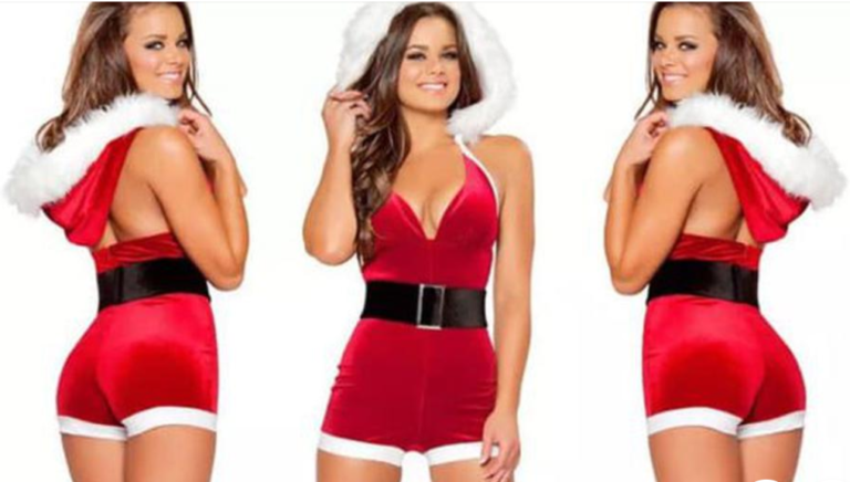 FOTO: To morate videti! Naročila je seksi božičkov kompletek, a ko ga je oblekla …