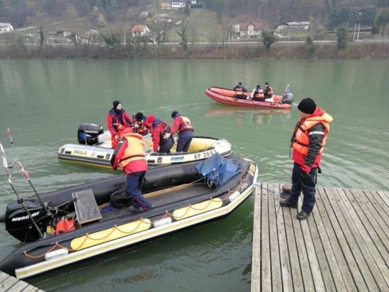 SAVINJA GA JE POGOLTNILA V PONEDELJEK Iščejo ga še danes