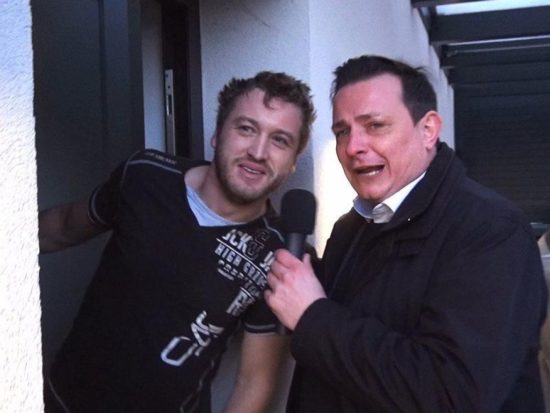 VIDEO: ONI PA SO NA DELOVNEM MESTU LAHKO PIJANI? Avdić proslavljal novorojenca, radijski voditelj prišel v službo pijan