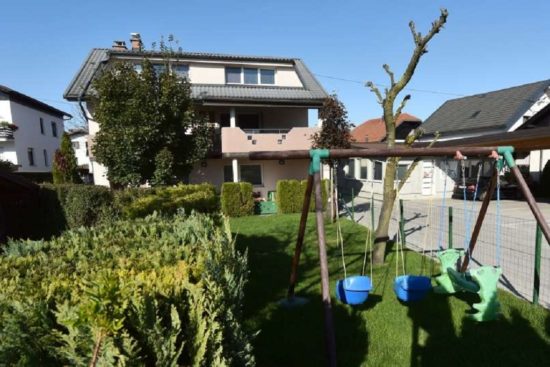 Kazensko ovadili varuško, ki je surovo ravnala z otroci