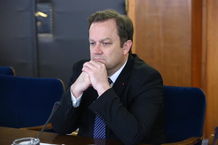 Ste opazili, kaj se po padcu Prešička dogaja na ministrstvu za kulturo?