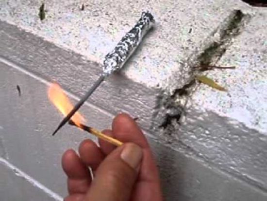 V eksploziji hudo poškodovan najstnik