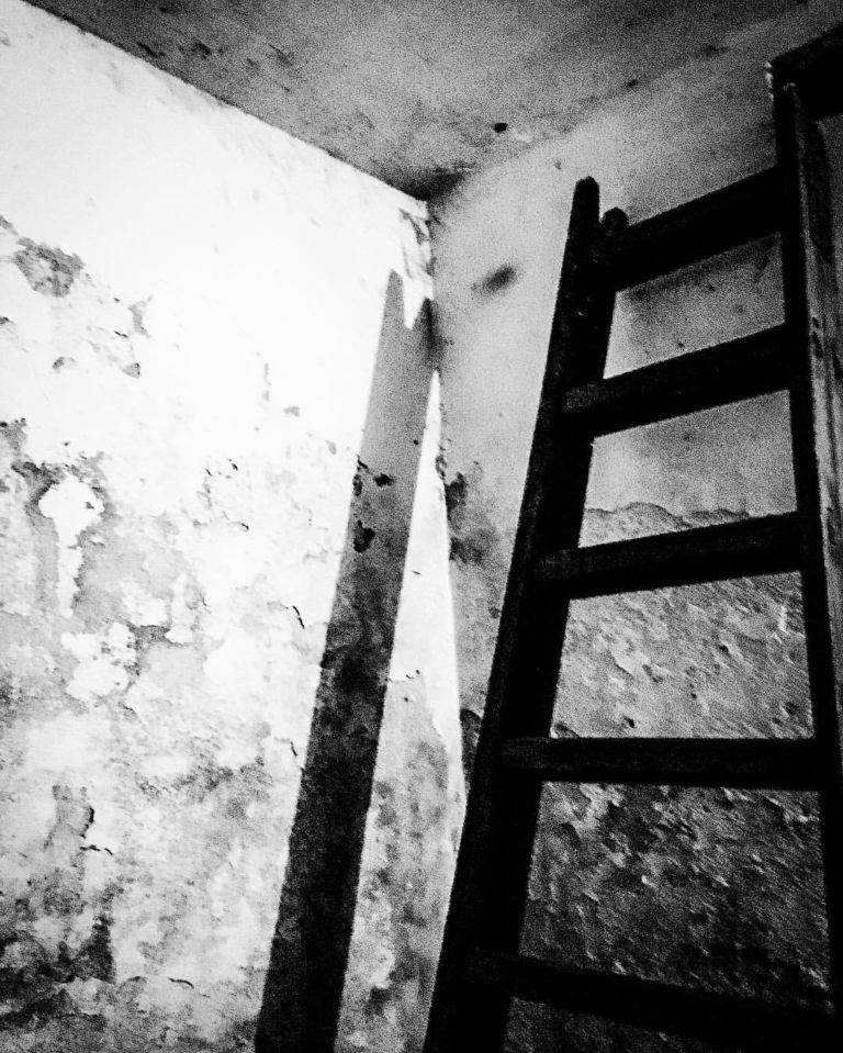 Padel z lestve, umrl je