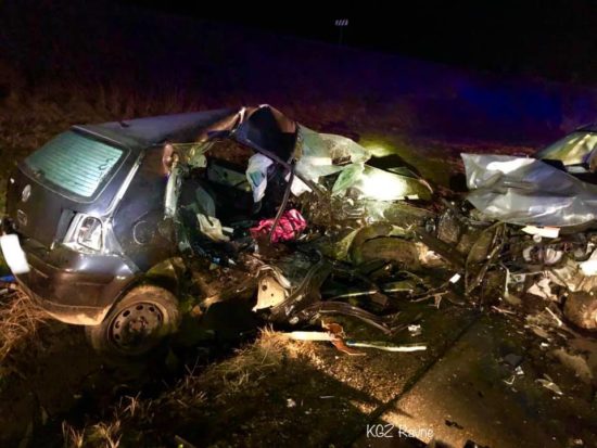 FOTO: Smrt 19-letnice in hude poškodbe 23-letnice: pretresljivi gasilski posnetki