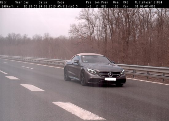 Divjaku 1200 evrov globe