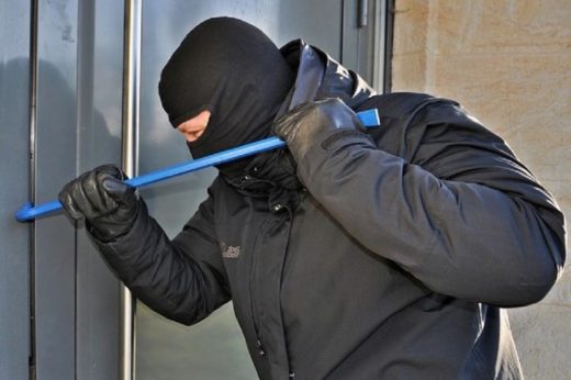 Na 8. februar vlomil v lokal, ki še ne obratuje