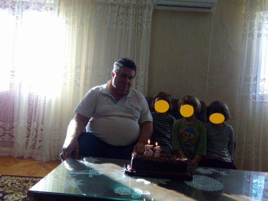 FOTO: To je pošast, ki je zjutraj na Pagu čez balkon zmetal svoje otroke