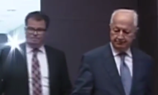 Razkrivamo! Posel pri javnem zdravstvenem zavodu ima tudi Zemljaričev odvetnik in novi poslovni partner