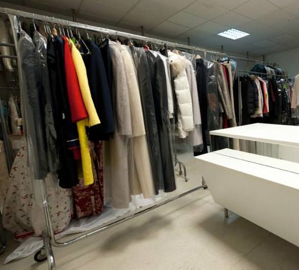 Požar v čistilnici, zgorela neočiščena oblačila