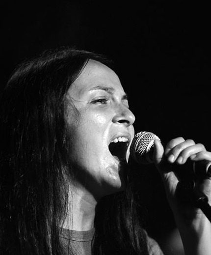 Priljubljena skupina sporočila žalostno vest: Zapustila nas je naša najlepša Manja! 