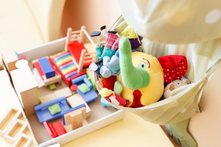 Izpoved mamice s pediatrije: “Objela si me in jokala z mano”