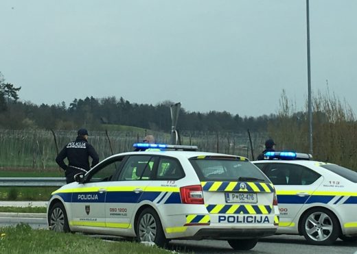 20-letnik bežal pred policisti, razkrivajo, zakaj