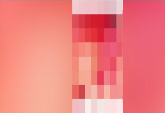 Estrada v paniki, eksplicitni posnetek je zunaj! Boža se in poje rojstno dnevno pesem