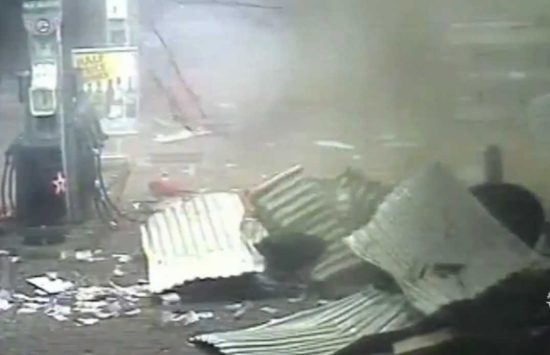 Ste opazili sumljive osebe? Pred 4. uro odjeknila močna eksplozija, sprožilo se več alarmov