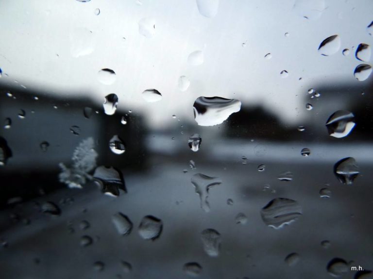 Deževalo bo danes in deževalo bo jutri