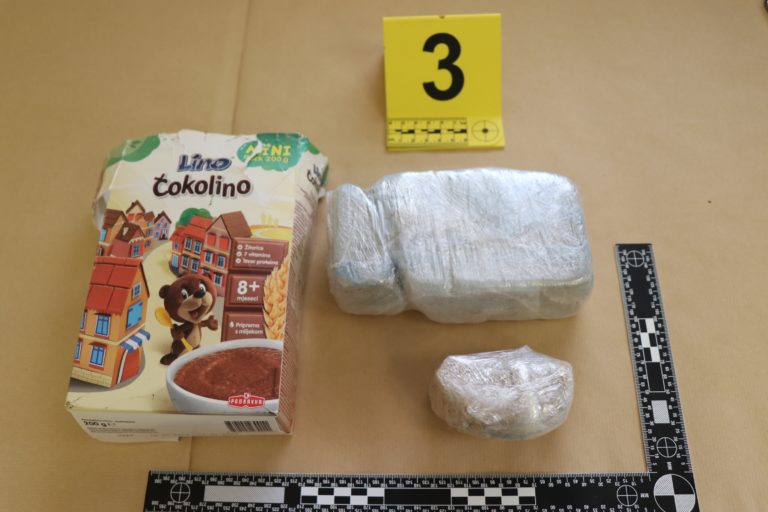Policija zasegla embalaže od čokolina, s plenom bi zaslužili 100 milijonov evrov!