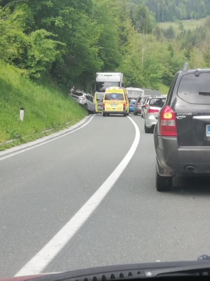 Črna sobota na cestah: voznik je izgubil bitko