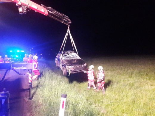 FOTO: S ceste »poletel« proti Bohinjskemu jezeru