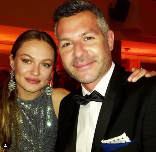 FOTO: Mar se nista razšla? Nemec ujet z bivšo, ne boste verjeli, kaj je potem pisala po družabnem omrežju