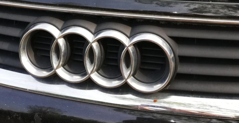 Policija razkriva, kaj so nastavili Audiju, v katerem so bili 18, 20 in 21-letnik, da so jih ustavili