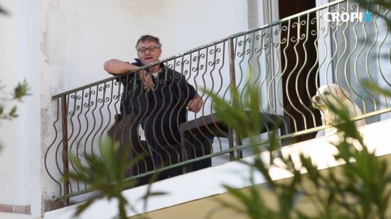 Željko se je sprl z bratom, zazidali so ga v družinsko hiši