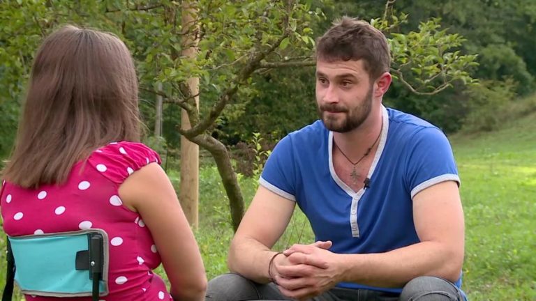 Lovenjakova ni hotela biti intimna v šovu Ljubezen po domače, tako je obljubila očetu