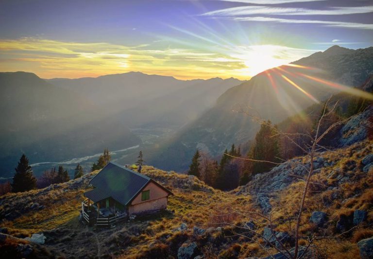 Grozno: planinec nad Bovcem dehidriral