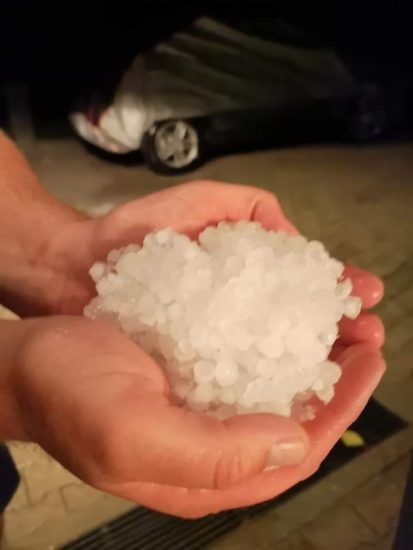 FOTO: Včeraj spet klestila toča, tokrat je bilo najhuje na območju občine Radovljica