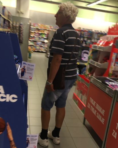 FOTO: Mehka kolena tožilca Ferlinca: Poglejte, kakšne igračke je nakupoval