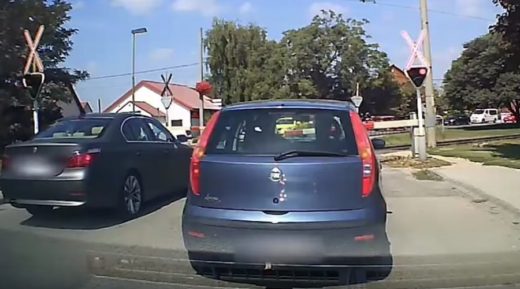 VIDEO: Arogantni voznik BMW-ja je dobil lekcijo! In to od veliko manjšega punta