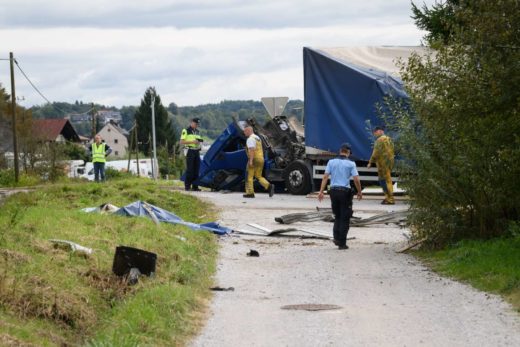FOTO: To so prizori železniške nesreče, na vlaku je bilo 55 potnikov