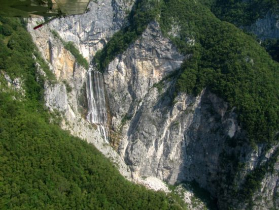 Do razgledne točke ji ni uspelo priti, padla je