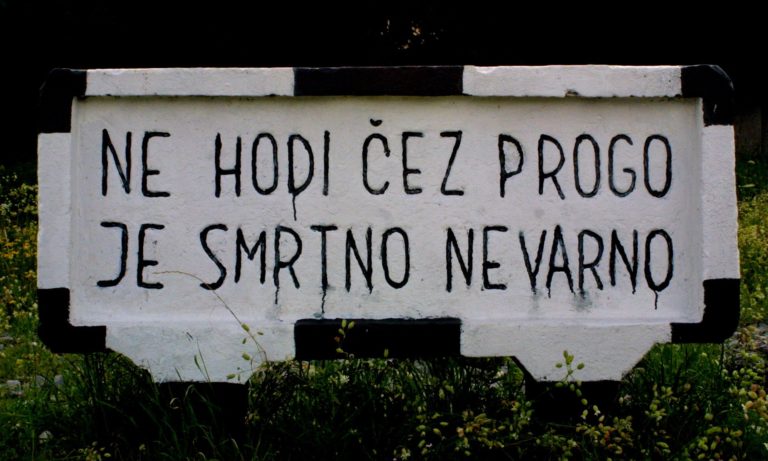 V Ljubljani vlak do smrti povozil osebo