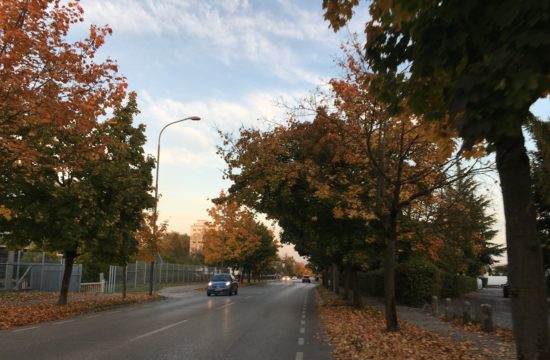 Segrelo se bo do 26 °C, znano, kje se zadržuje vremenska fronta