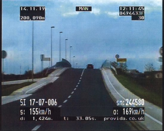 FOTO: Ste videli, kaj je počel 28-letnik za volanom Audija?!