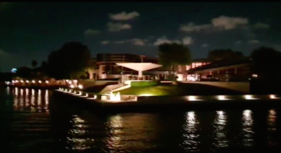 VIDEO: Luksuz člana SD v kapitalistični Ameriki: tale 40 milijonov dolarjev vredna vila!