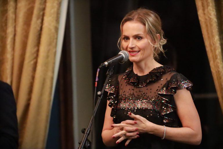 FOTO: Težave Katarine Kresal z blokiranim premoženjem, pritožila se je na ustavno sodišče