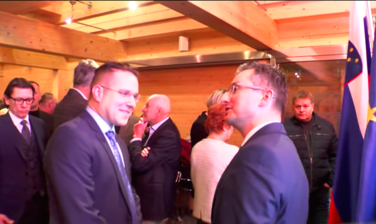 FOTO: Nerodni posnetki Šarca in viceguvernerja Bošnjaka, ki očitno z državo nima čistih računov