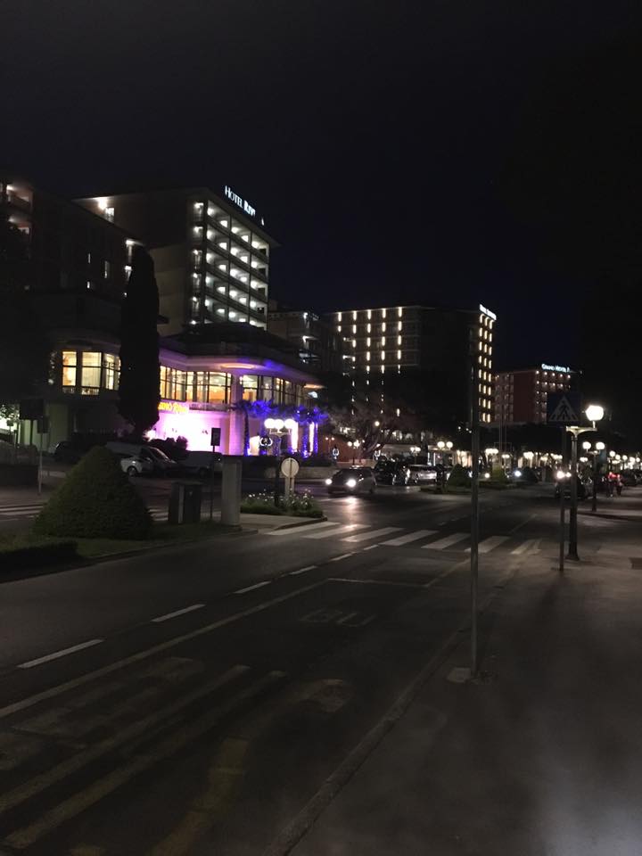 Ste slišali, kaj se je vozniku Porscheja ponoči zgodilo v Portorožu? Ni se mogel več odpeljati