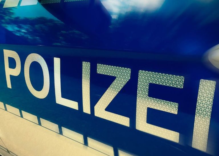 Družinski masaker: odšel v zgradbo, ubil 6 ljudi