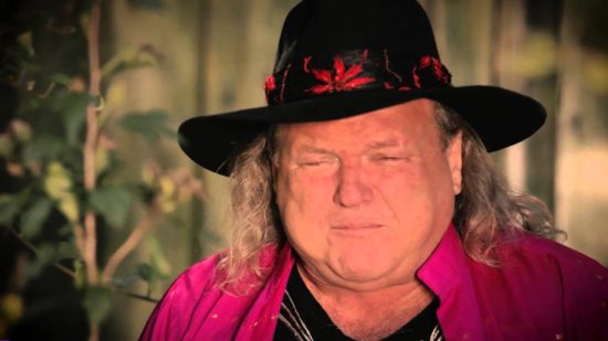 Priljubljenega slovenskega pevca zadela kap