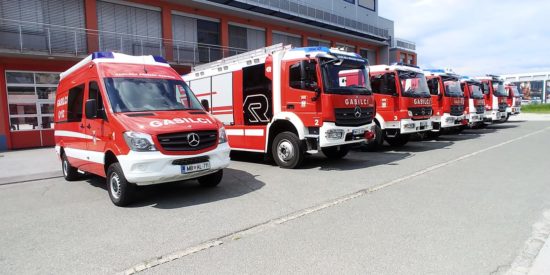 Gasilci prosijo za pomoč, do tega je prišlo med vožnjo na intervencijo