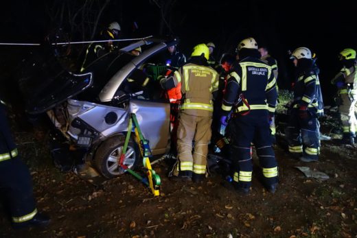 FOTO: To so prizori hude nesreče, z voznikom je hudo